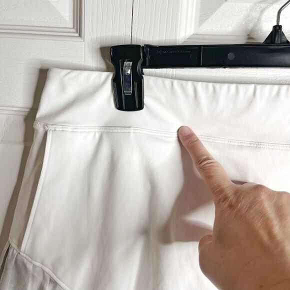 Under Armour Links Knit Fitted Heat Gear Tennis Golf Pleated Lined Pocket Skort - Picture 10 of 12